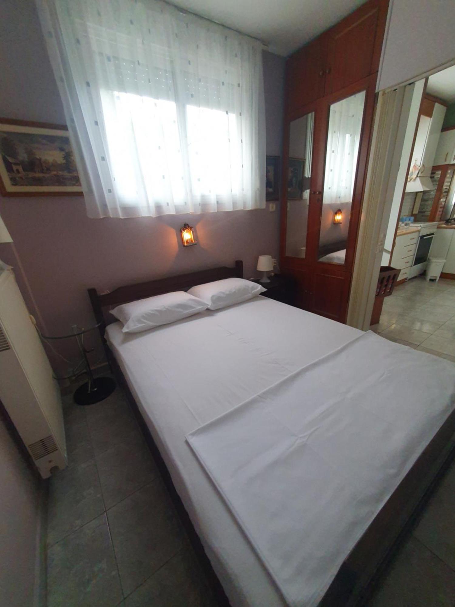 Meli'S House By Alp Hospitality Services Neon Rysion Ngoại thất bức ảnh